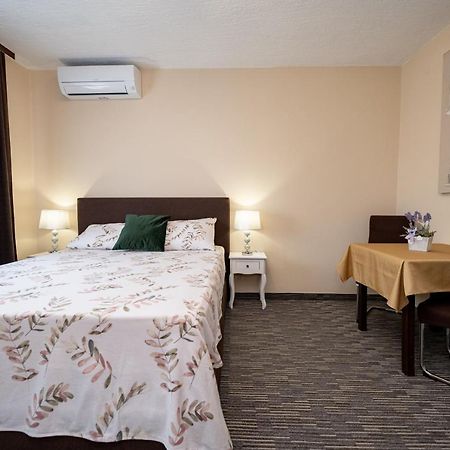 Apartmani Tome Zadar Eksteriør billede