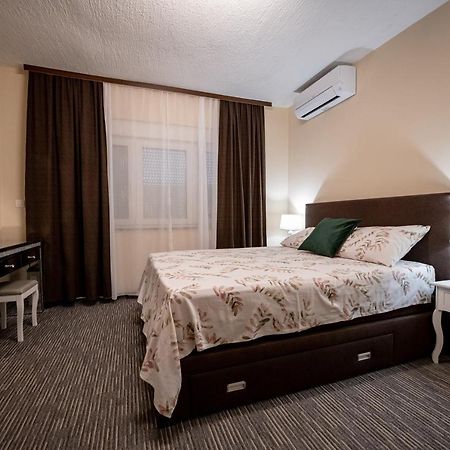 Apartmani Tome Zadar Eksteriør billede